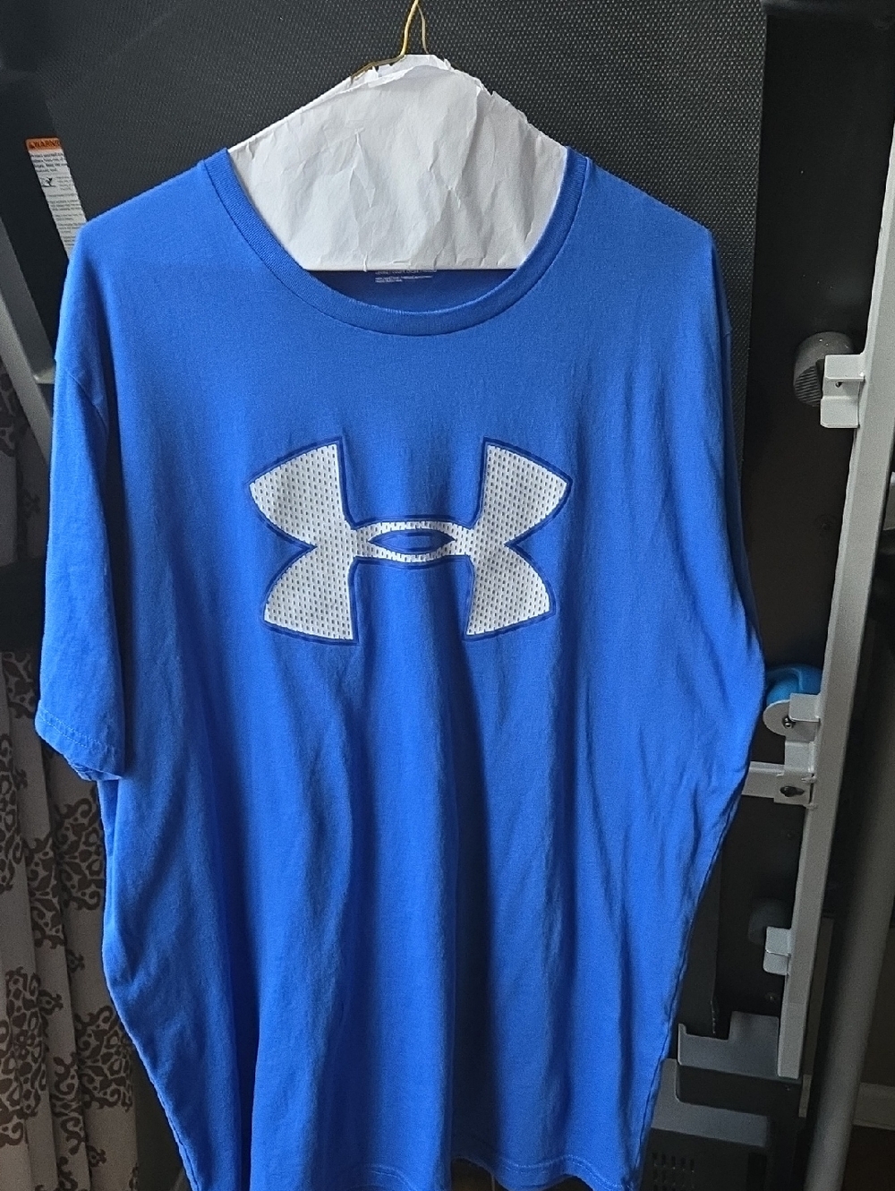 Under Armor Men's Tshirt